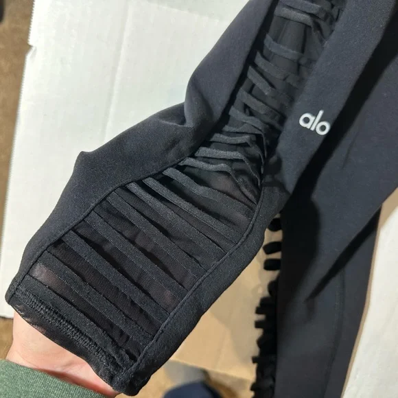 ALO Yoga Prism High-Rise Strappy Leggings - Picture 9 of 9